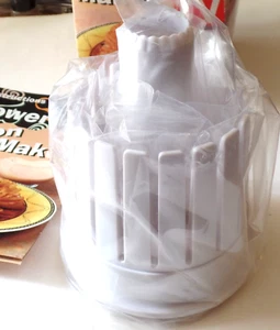 New 1998 ACME FLOWERING ONION MAKER As Seen On TV Including Cutter Guide & Corer - Bild 1 von 9