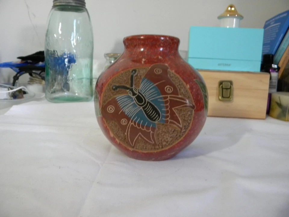 Handmade small vase w/butterfly & branches with leaves 4 1/2" tall 2" Diameter - Image 1 of 4