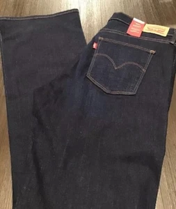 Levi’s Strauss & Co  Women’s Slimming Bootcut Fit Jeans Size 32 x 32 - Picture 1 of 12