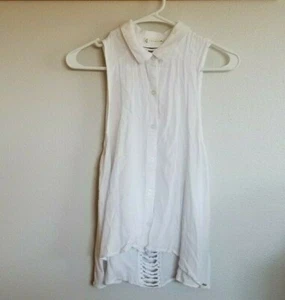 Rusty Brand Shirt Top Blouse Size 8 White Sleeveless Button Up - Picture 1 of 3