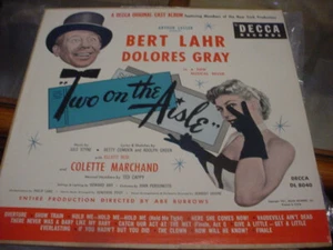 TWO ON THE AISLE original cast, excellent mono lp on DECCA 1951 - Picture 1 of 2