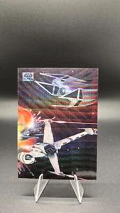 2024 Topps Star Wars Chrome Galaxy #21 Starfighter in Battle WAVE rifrattore /99 - Foto 1 di 2