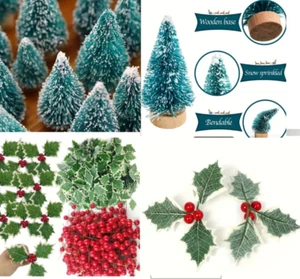 10x Miniature Christmas Tree with Wooden Base or Holly and Berries - Picture 1 of 22