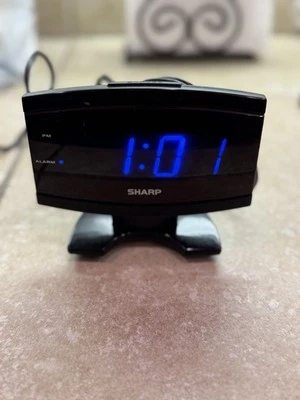 Despertador Sharp SPC106  - Imagem 1 de 3