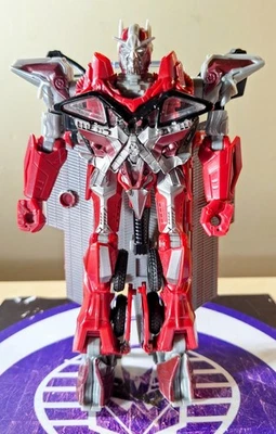 TRANSFORMERS DARK OF THE MOON VOYAGER CLASS SENTINEL PRIME 2011 - Image 1 of 3
