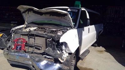 Automatic Transmission 6.6L Fits 20-23 SAVANA 2500 VAN 5230289 - Image 1 of 4