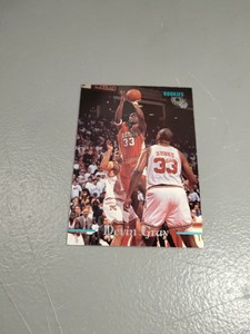 1995 Classic Rookie #83 Devin Gray NBA Card Very Good Condition (F6)