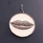Pendentif design lèvres, pendentif pavé diamant et émail bakélite, argent 925, 33 x 29 x mm