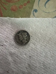 1942 Dime - Picture 1 of 2