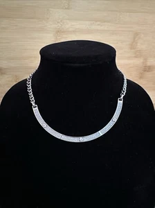 The Limited Silver Tone Sparkle Rhinestone Curved Bar Chain Necklace Choker 15” - Picture 1 of 8