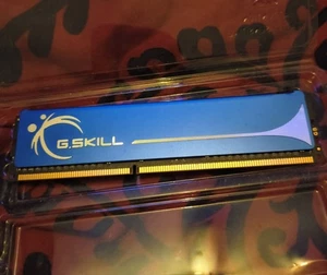 G.Skill One F3-10666CL8D-4GBHK 2Gb PC3-10666 1333Mhz DDR3 Desktop Memory RAM NIB - Picture 1 of 2