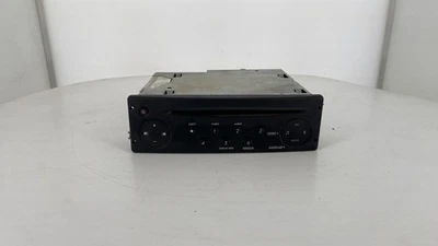 RADIO ORIGINAL ORIGINAL Renault Trafic New (FL) 8200585305 - Bild 1 von 4