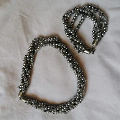 Bigiotteri Parure cristalli argentati collana e bracciale - Immagine 1 di 4