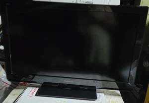 Panasonic VIERA TC-L32C3 32" C Series 720p Resolution LCD TV HD - Picture 1 of 8
