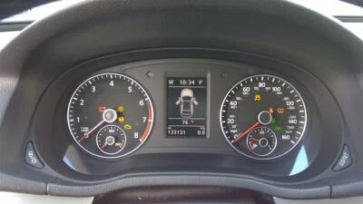 Medidor de velocímetro usado se adapta a: Volkswagen Passat Cluster 2014 MPH mercado de EE. UU. con mult Foto 1 de 4