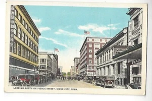 Looking North On Pierce Street, Sioux City - Picture 1 of 2
