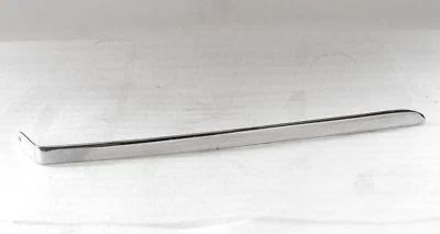 Bentley Rolls Royce 1988-1996 OEM Headlamp Trim Right Lower (Passenger Side) — 第 1/4 张图片