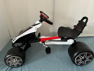 Injusa Tretauto Trampelauto Kart Kinderfahrzeug Auto Mercedes Benz Pedale B-Ware - Bild 1 von 4