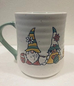 Taza de café con parche de zanahoria taza gnomos de Pascua primavera interior y mango como nuevo - Imagen 1 de 11