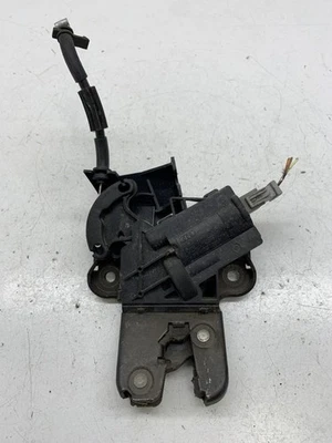 Cerradura portón trasero tapa maletero Audi A6 S6 C6 4F 2006 4F5827505C DRA33039 Foto 1 de 3