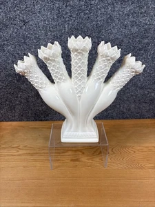 Vtg Wedgwood Colonial Williamsburg Restoration Posey Holder Five Finger Vase  - Picture 1 of 4
