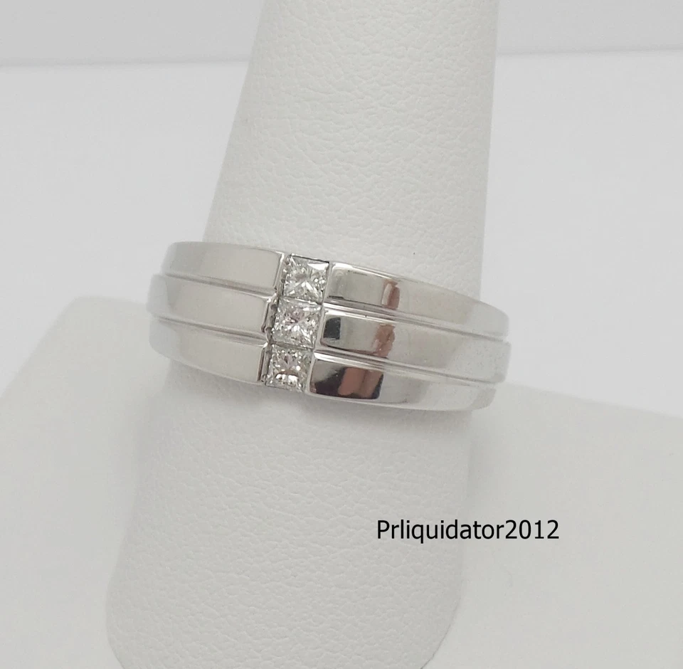 ANILLO NUPCIAL DE ORO BLANCO DE 10 K ALIANZA DE BODA DE DIAMANTES PRINCESA NATURAL DE 1/3 QUILATES PARA HOMBRES Foto 1 de 4