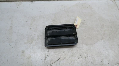 2014-2022 Infiniti Q50 OEM Right Rear Quarter Air Drafter Pressure Vent - Image 1 of 4