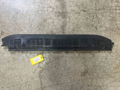 Chevrolet Suburban Tahoe GMC Yukon 2021 2022 radiador inferior deflector de aire R61 Foto 1 de 3