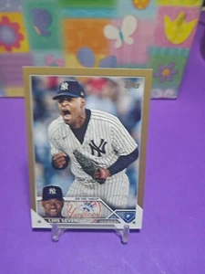 2023 Topps Series 2 Luis Severino Gold Parallel /2023 #349 New York Yankees - Picture 1 of 3