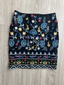 J. McLaughlin Pencil Skirt Floral Embroidery Size 4 - Picture 1 of 5