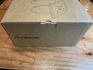 Nuevo - Soporte de montaje en poste Avigilon / AVA Security / Vivotek ACC-POL-BRA-B - Imagen 1 de 11