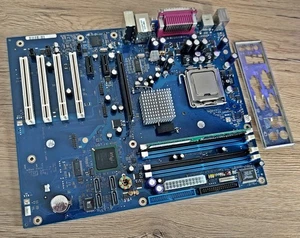 Fujitsu Siemens W26361-W84-X-02 W26361-W84-Z2-02-36 D1837-A21 GS1 Motherboard - Picture 1 of 16