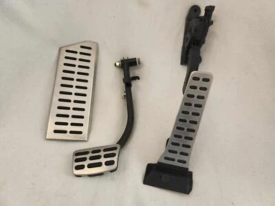2014 Hyundai Elantra GT (HATCHBACK) gas pedal brake pedal and foot rest - Image 1 of 4