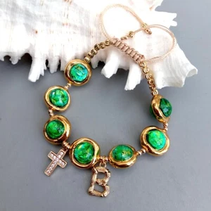 Bracciale Vetro di Murano Verde Bordo Placcato Oro Lettere Crocifisso Charm Regolabile - Foto 1 di 5