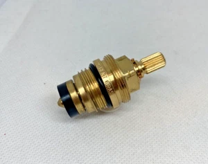 Válvula de grifo glándula de compresión inserción 1/2" 20 dientes tradicional Comap Hent - Imagen 1 de 7