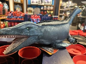 Universal Studios exklusives Jurassic World Mosasaurus Plüschtier neu mit Etikett - Bild 1 von 3