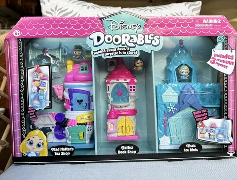 DISNEY DOORABLES MEGA STACK PLAYSET Frozen Elsa Belle Mad Hatter EXCLUSIVE Cover