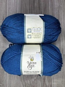 Hilado Abeja Suave y Elegante Píldora Baja Fibra Azul Teal 2 Madejas 5oz - Imagen 1 de 1