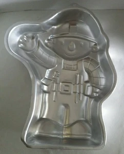 WILTON INDUSTRIES #2105-5025 2002 BOB THE BUILDER CAKE PAN BAKEWARE ALUMINUM - Picture 1 of 5