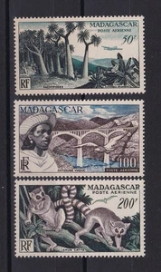 TIMBRE STAMP 3 MADAGASCAR Y&T#75-77 PA FLORE & FAUNE NEUF**/MNH-MINT 1954 ~R99 - Picture 1 of 1