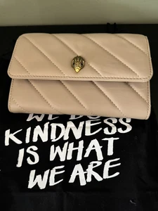 NEU Kurt Geiger Soho gesteppte Leder Geldbörse an Kette Gold Logo Crossbody - Bild 1 von 6
