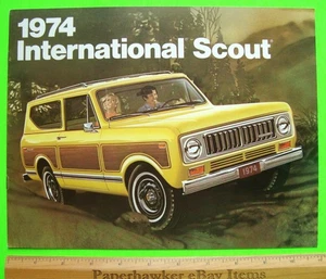 1974 INTERNATIONAL SCOUT DLX 12-pg COLOR CATALOG Brochure PICK-UP TRUCK / 4X4's - Picture 1 of 8