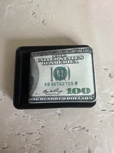 Buckle Down Men's Novelty Fashion Bi-Fold Wallet "$100 Bill" Black Green W/Case - Picture 1 of 3