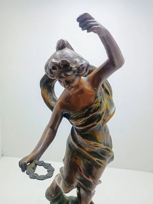 Statue ancienne "La Paix" – Charles Ruchot – Régule polychrome XIXᵉ siècle - Photo 1/4