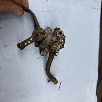 1994 1995 1996 Yamaha Vmax 500 600 motor oil pump good - Image 1 of 3