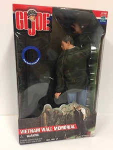 2000 Hasbro 12" GI JOE Vietnam Wall Memorial beleuchtet Neu in Verpackung (4GI140) - Bild 1 von 6