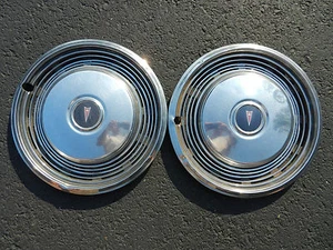 Original Pontiac Hubcaps (2)  Bonneville Grandville Catalina Safari Wagon - Picture 1 of 2