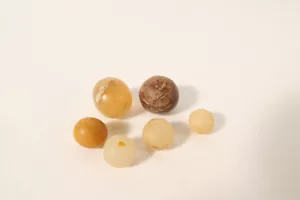 6 canicas antiguas bolas de piedra EI70 6 Mauritania Sahara Old Stone Balls mármoles - Imagen 1 de 5