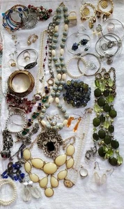 Vintage & Modern Lot -44 Jewelry Free Shipping Necklaces Earrings Bracelets #719 - Picture 1 of 4