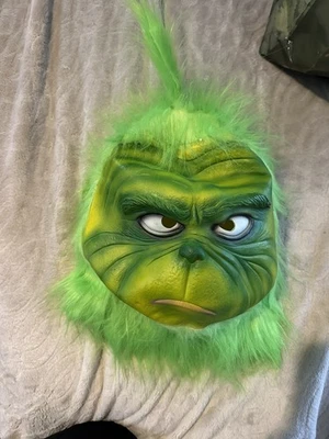 Disfraz de Máscara del Grinch con Piel Peluda Verde para Fiesta de Juegos con disfraces de Navidad Foto 1 de 4